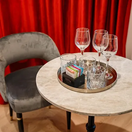 Апартаменти Orient Express *