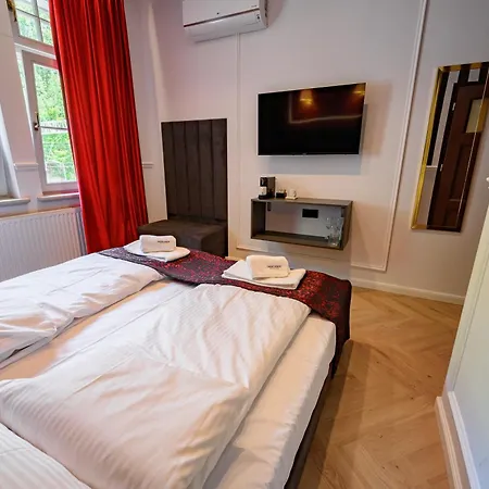 Orient Express Апартаменти *