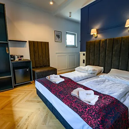 Orient Express 斯克拉斯卡波伦巴