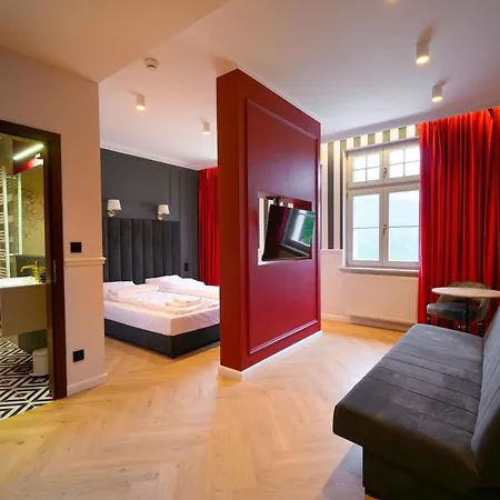 Orient Express * 斯克拉斯卡波伦巴