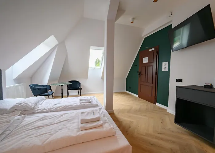 Orient Express Apartment *