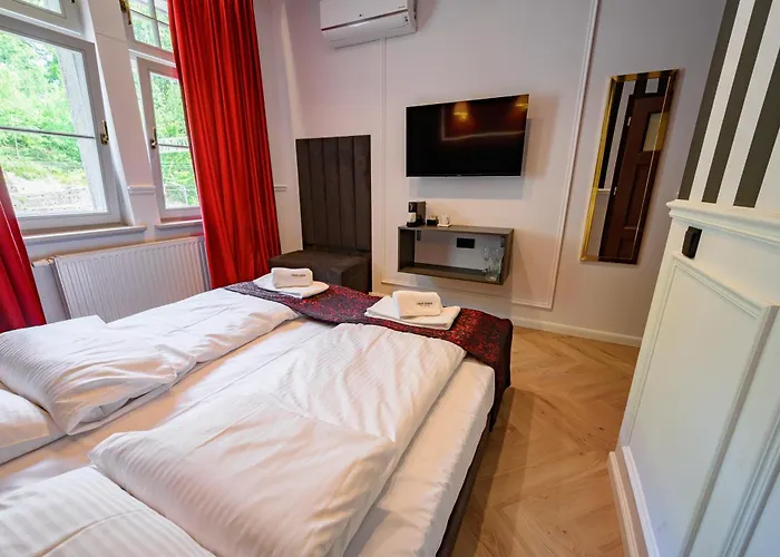 Orient Express Apartment *